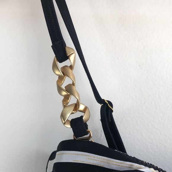 Gottex Contour one piece swimsuit - Picture 4 of 10